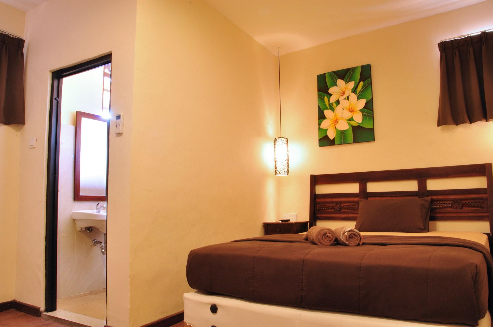 Bemo Corner Guest House Kuta Lombok Exterior foto