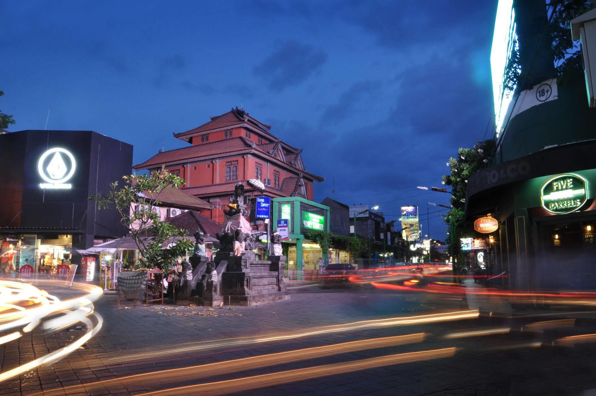 Bemo Corner Guest House Kuta Lombok Exterior foto
